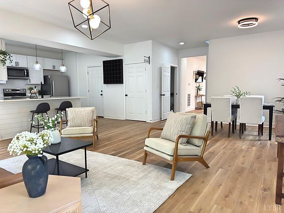4th image of 45 Patrick Ct