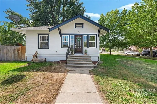 1704 Blaine St Photo 1