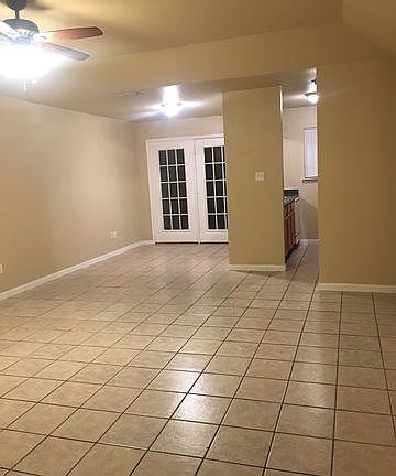 3rd image of 214 Loma Vista St