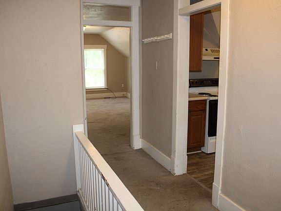 2nd image of 340 N 16th St #3