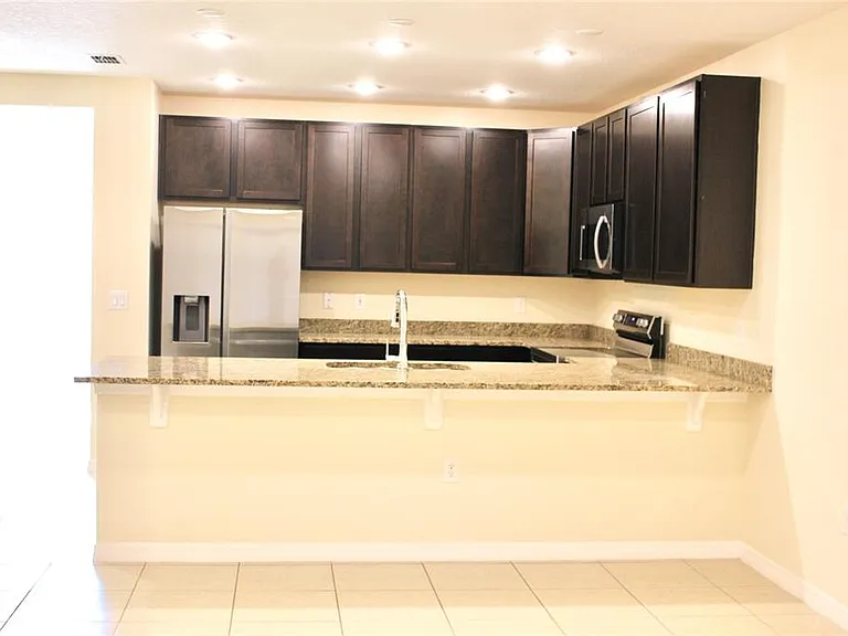 4723 Coral Castle Dr — Photo 3