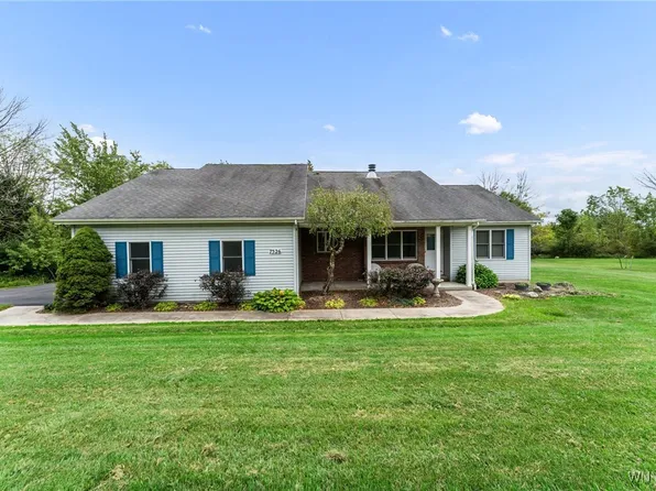 7526 Boston Colden Rd, Boston, NY 14025