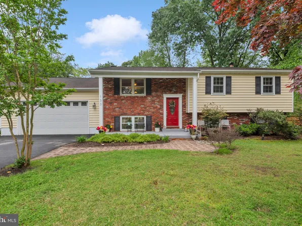 133 Teal Dr, Pasadena, MD 21122