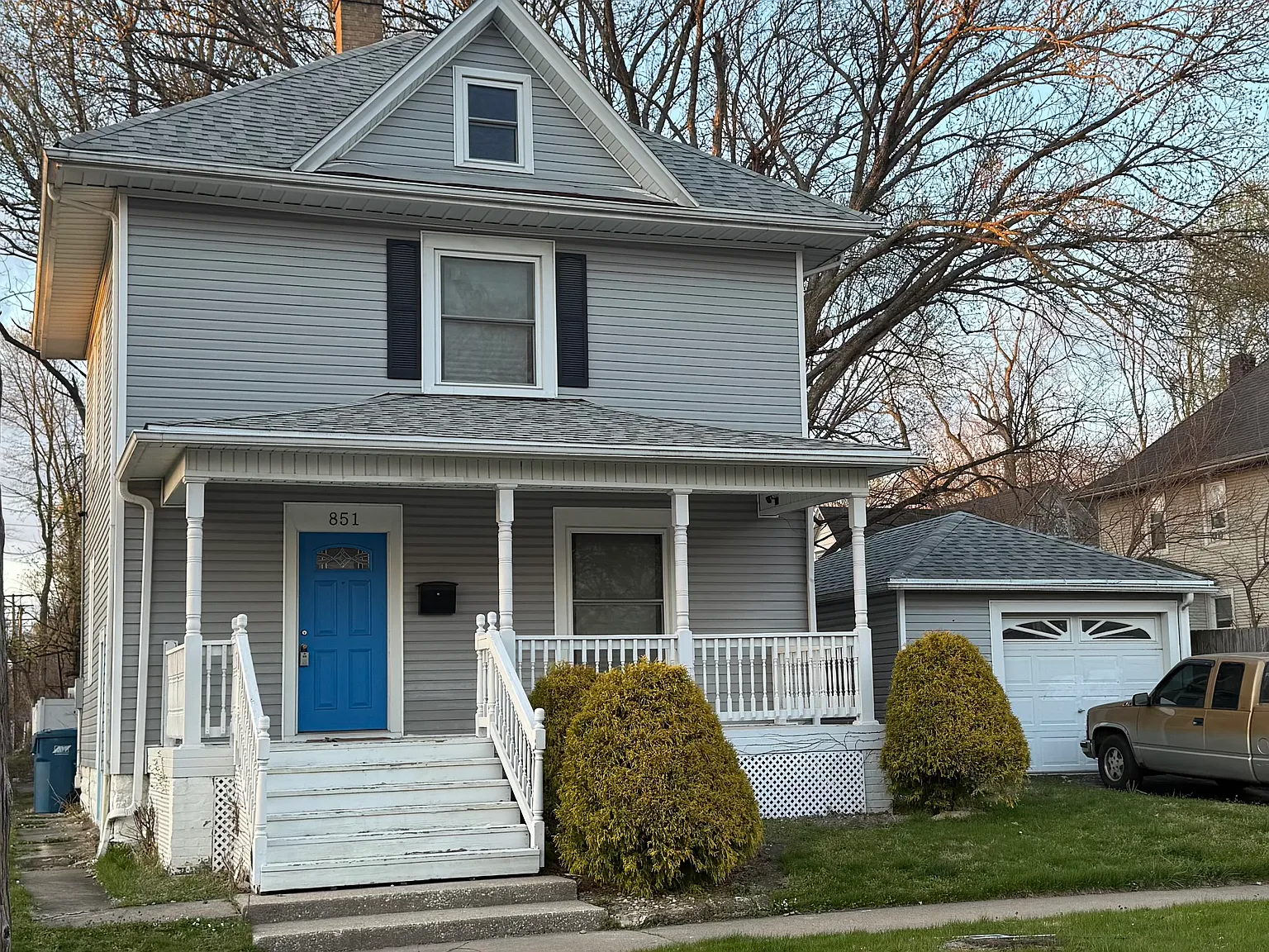 4 bed, 1548 sqft, $2,300 — Photo 2