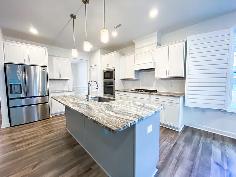 412 Highland Forest Dr — Photo 4
