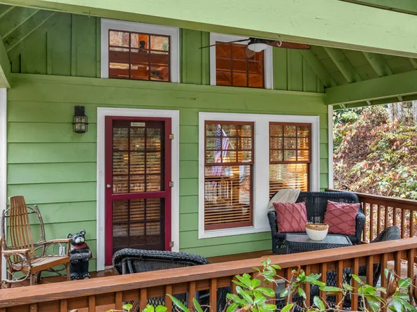 91 Winsome Way, Cashiers, NC 28717