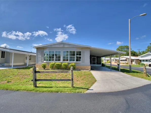 4090 Rolling Oaks Dr, Winter Haven, FL 33880