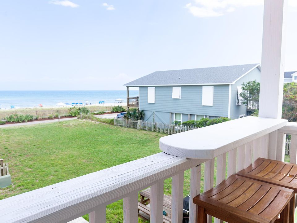 Private deck overlooking the ocean