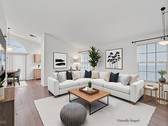 3rd image of 6382 Canyon Dawn Ave