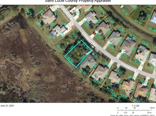 6044 NW Wolverine Rd, Pt Saint Lucie, FL 34953