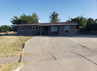 1801 Flora Cir, Las Cruces, NM 88001