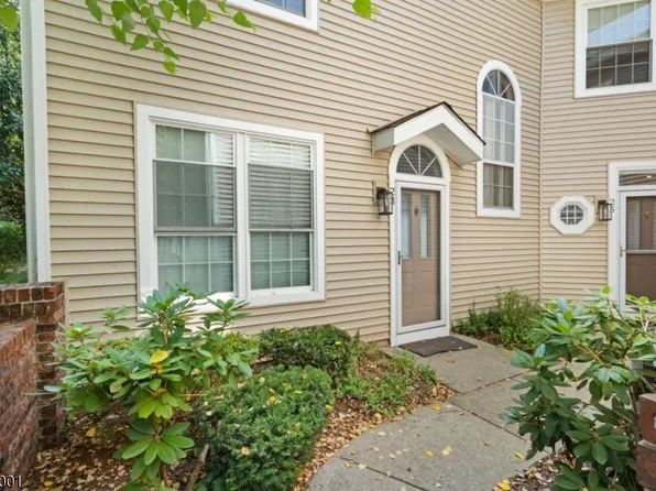 23 Wood Duck Pond Rd, Bedminster Twp., NJ 07921