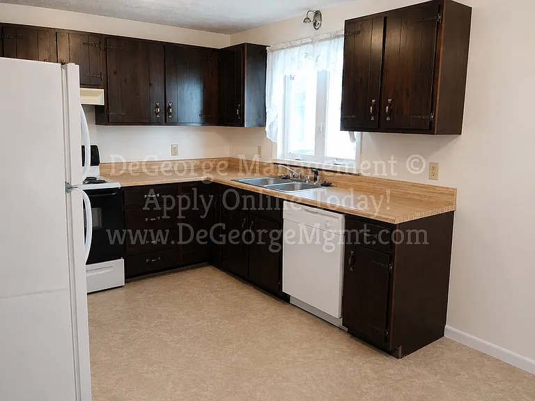 411 Madison St #1 — Photo 8