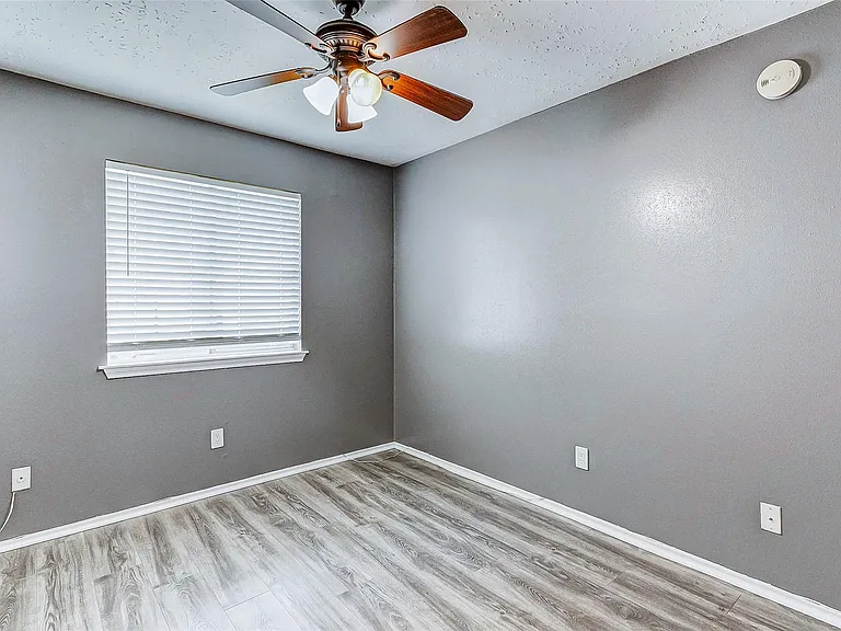 8410 Fawn Wind Ct — Photo 23