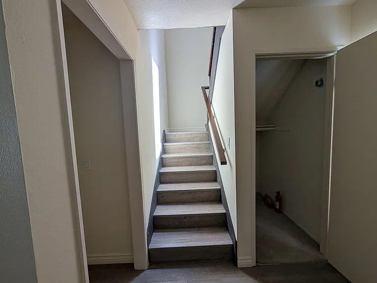 1419 Poseidon — Photo 12