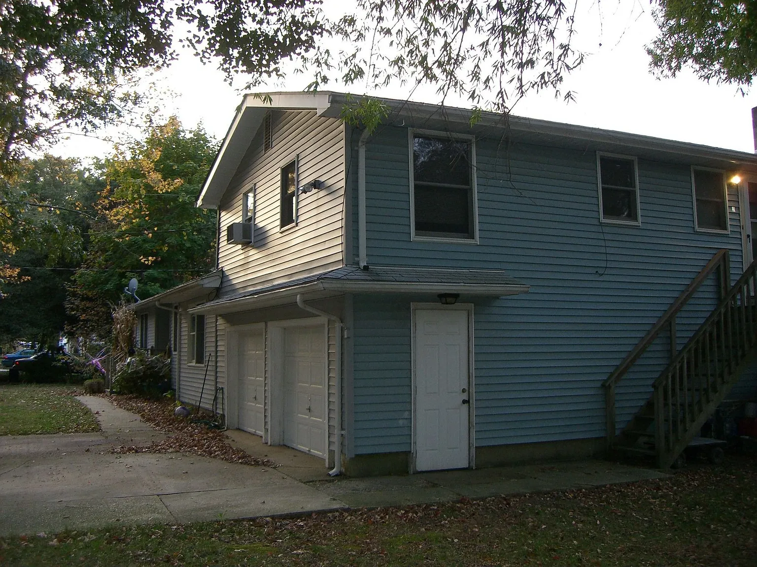 615 Holly Blvd photo 1