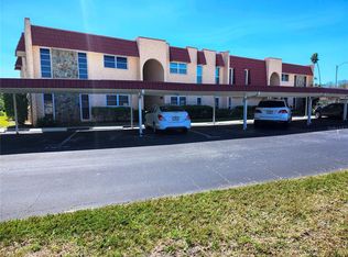 205 Dogwood Cir #205, Seminole, FL 33777