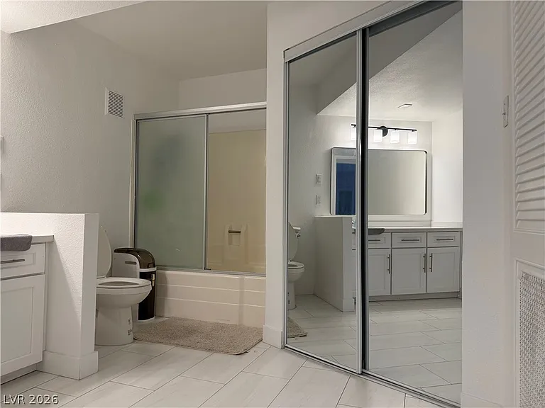 3930 University Center Dr #208 — Photo 14