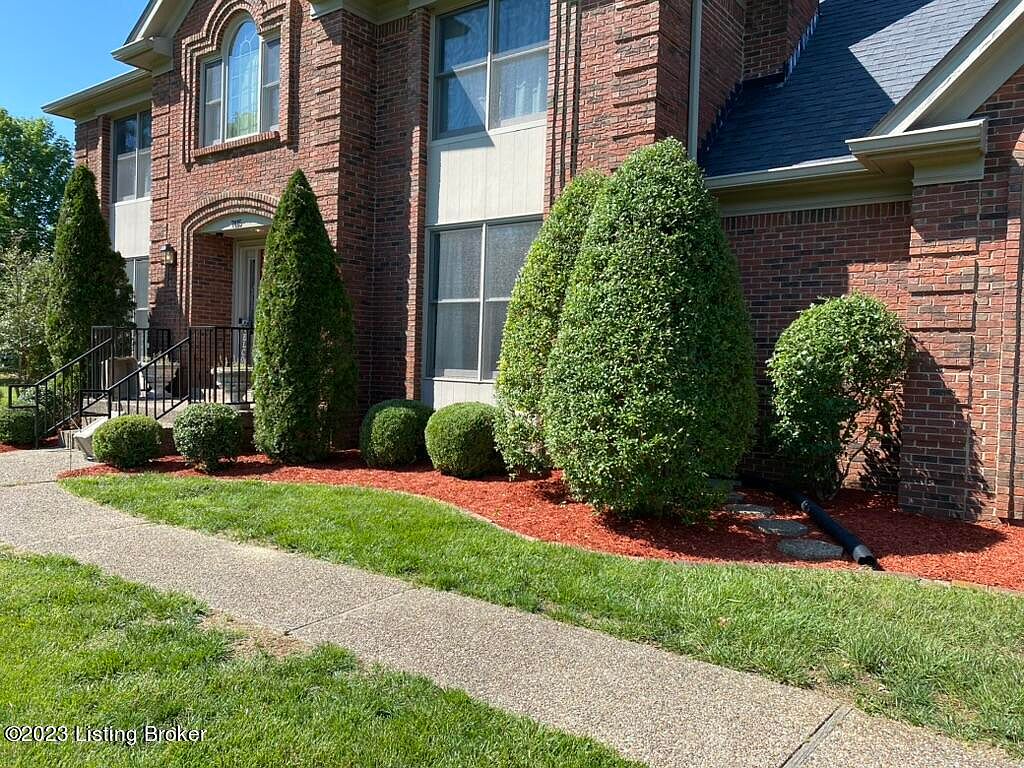 7415 Gatewood Dr, Crestwood, KY 40014 Zillow