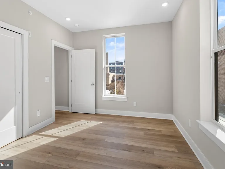 6712 Ridge Ave #204 — Photo 12