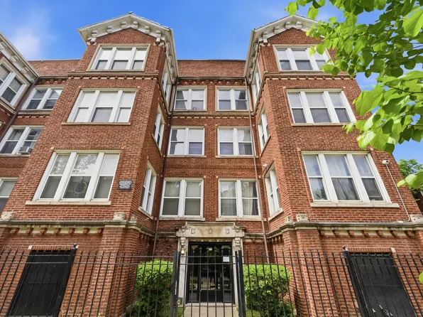 7000 S Paxton Ave #3, Chicago, IL 60649