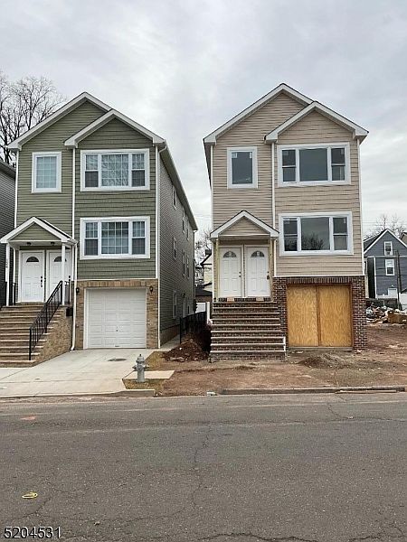 1st image of 120 N 15Th St