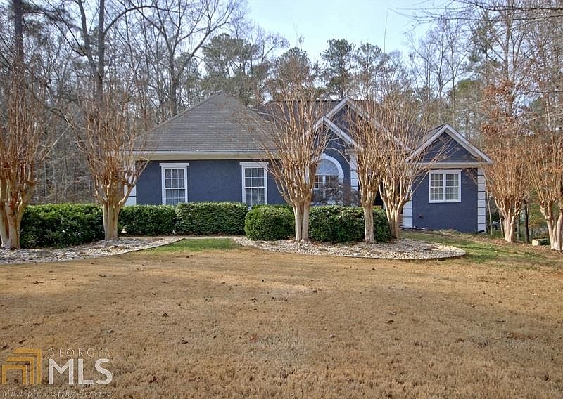 1st image of 140 E Plantation Dr