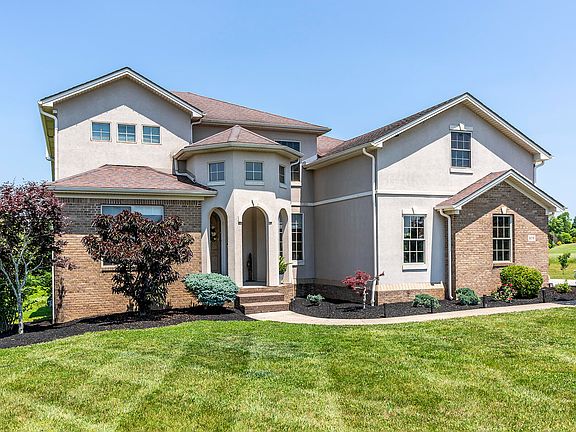 2nd image of 819 Muirfield Trl