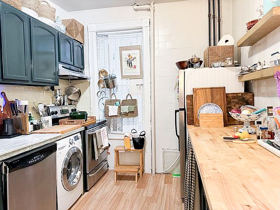 4th image of 605 Hudson St APT 2N