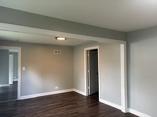 14441 Kolmar Ave — Photo 8