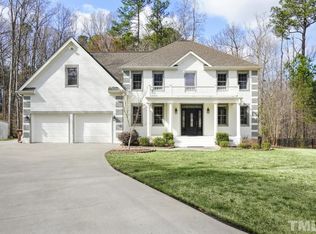 107 Panoramic Ct, Cary, NC 27519