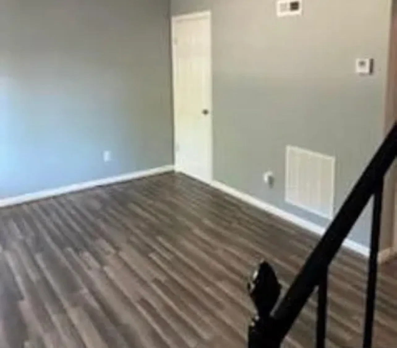 2 bed, 1.5 bath, 1044 sqft, $1,200 — Photo 2