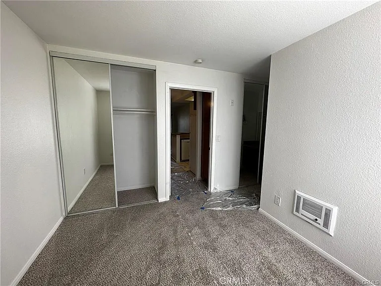 432 Edgehill Ln — Photo 9