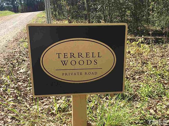 5th image of 8 Terrell Woods Ln
