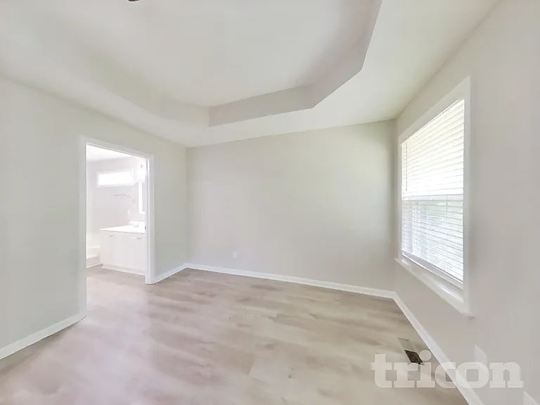 800 Chaney Woods Dr — Photo 9