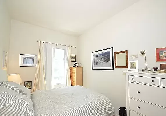 Rented by Buchbinder & Warren | media 8