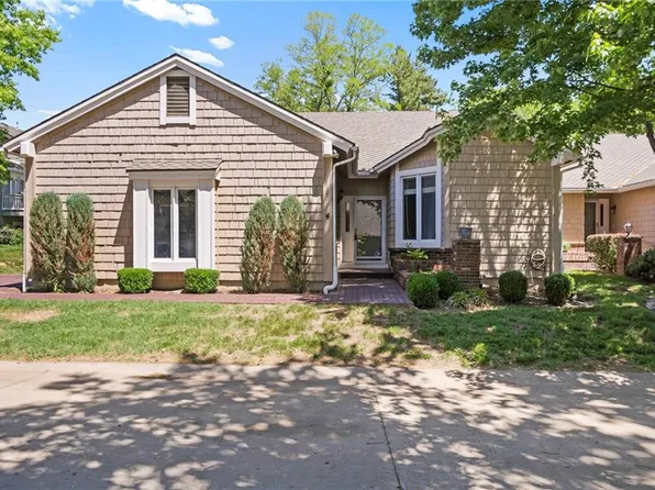4 W 127th St, Kansas City, MO 64145