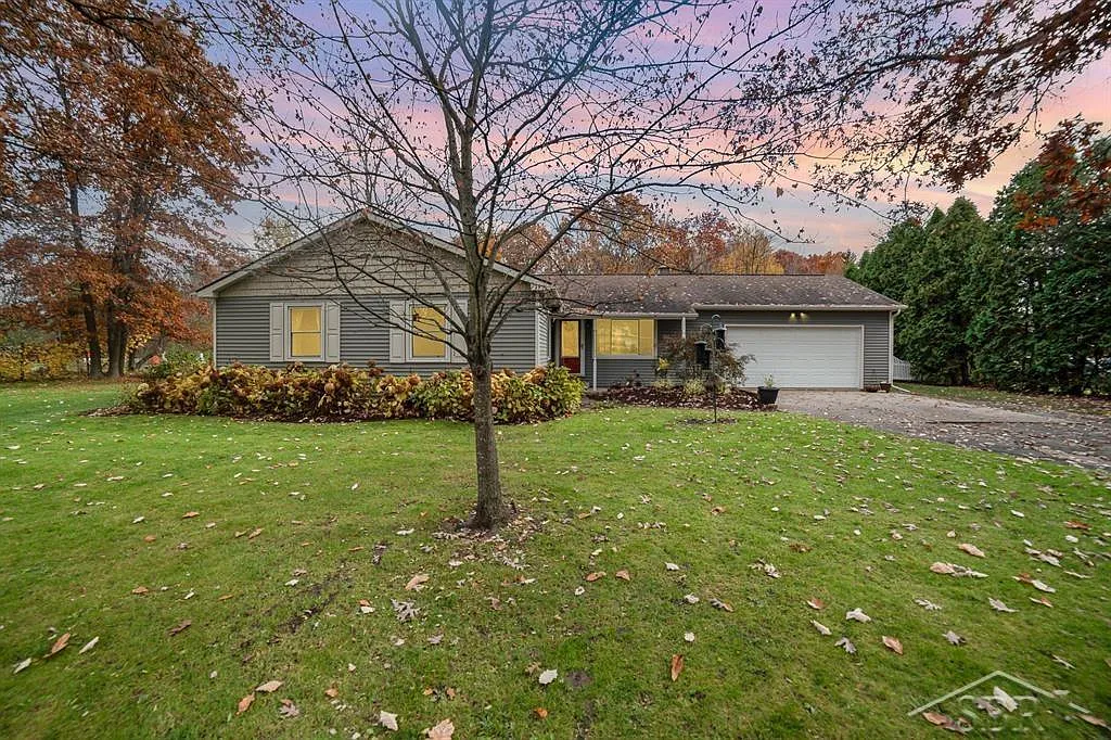 6506 Perrine Rd photo 1