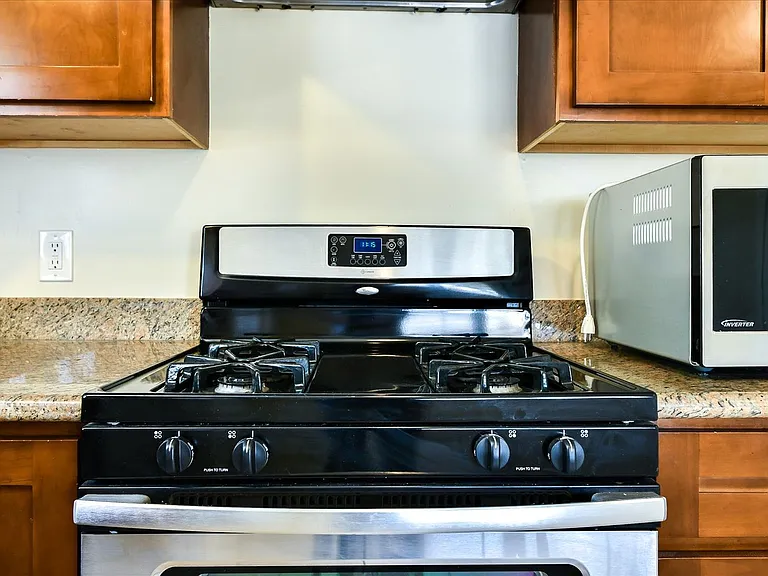 1411 Santa Fe Dr — Photo 12