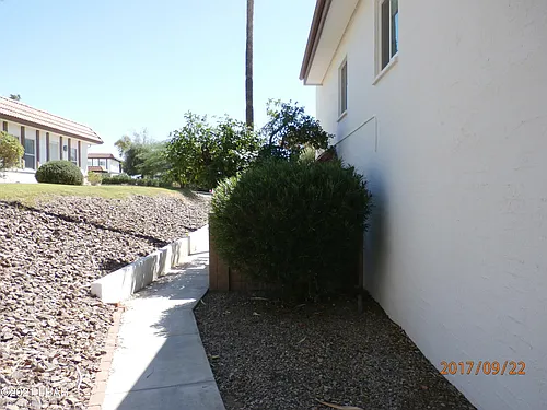 1720 Los Lagos Dr #B Photo 1