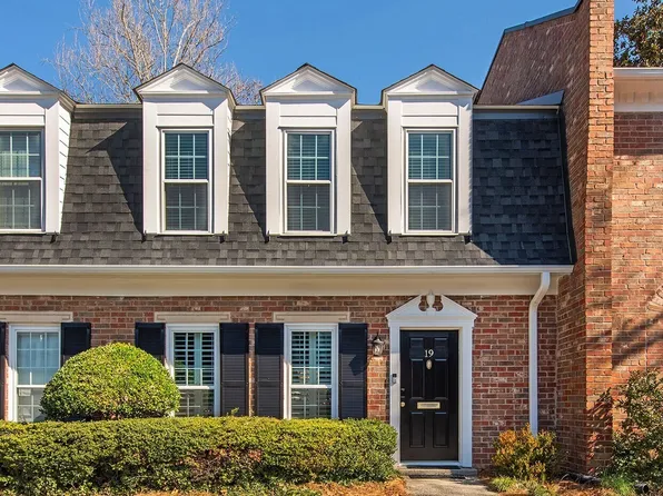 19 Scotland Pl NW, Atlanta, GA 30318