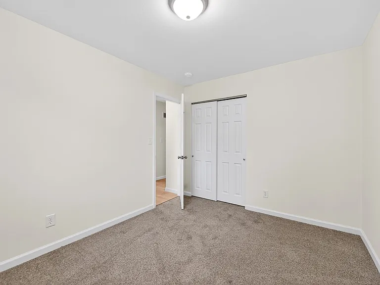 17 Hill Pl — Photo 19