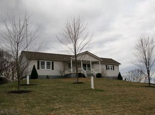 4656 Glade Pike, Manns Choice, PA 15550