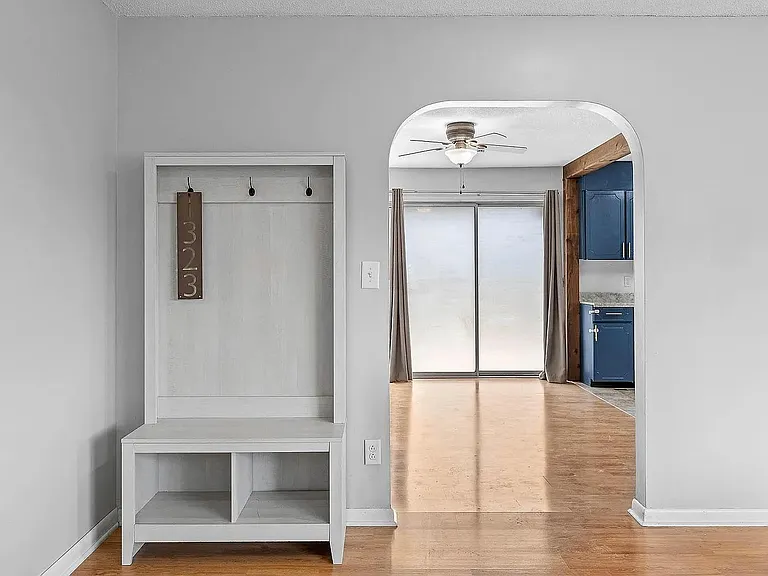 1323 Easy Ln — Photo 3