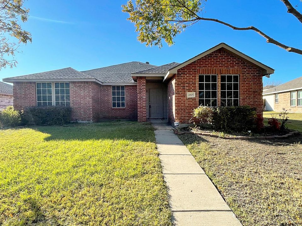 1st image of 2807 Meadow Bluff Dr