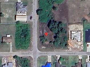 2818 13th St SW, Lehigh Acres, FL 33976