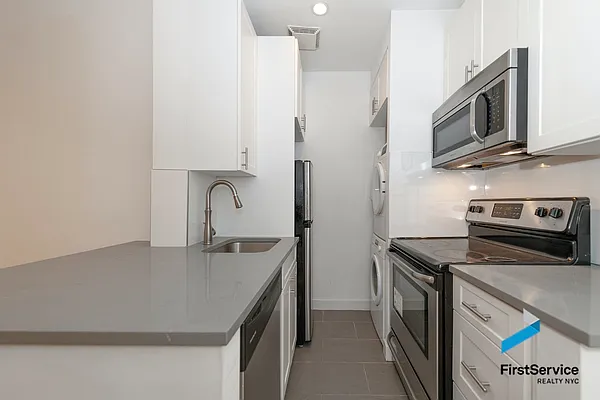 Rented by FirstService Realty (legacy) | media 12