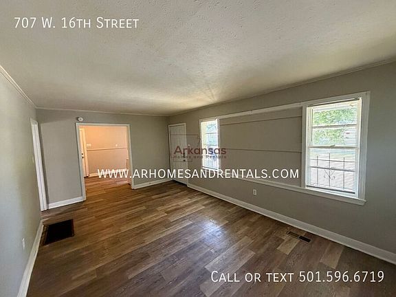 2nd image of 707 W 16th St