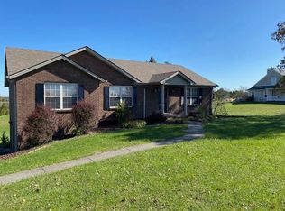 121 Mockingbird Hill Dr, Richmond, KY 40475