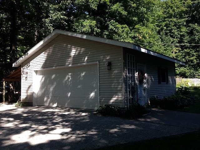 1st image of 132 County Road Kci